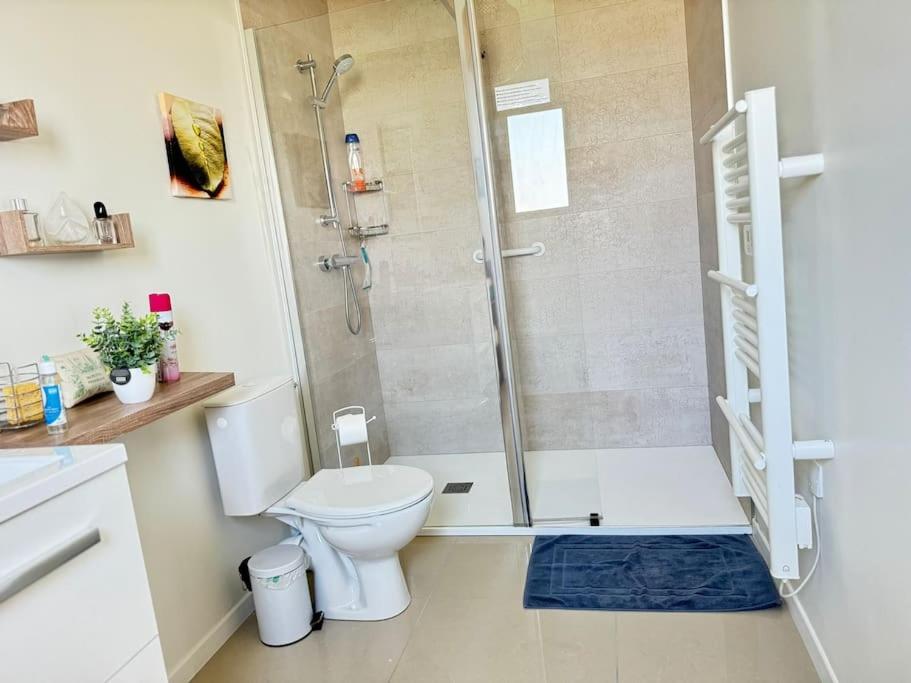 La Maison Bleue - Plain-Pied Proche Plages Et Caen Rosel Exteriör bild